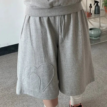 Locan Heart Embroidered Bermuda Shorts