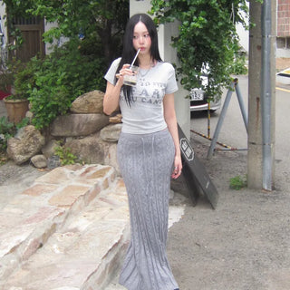 low-waisted knit mermaid skirt maxi skirt