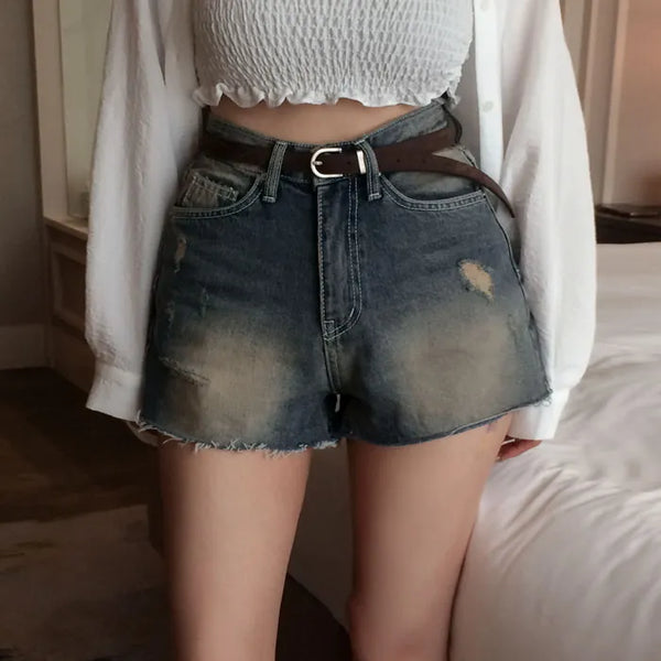 Groming high-fit denim shorts