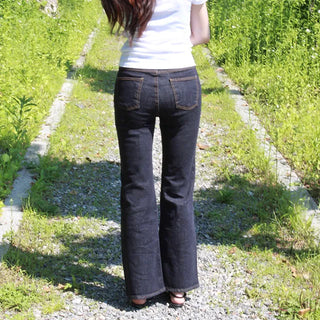 Square straight semi-bootcut pants