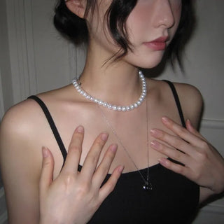 Bold pearl chain necklace