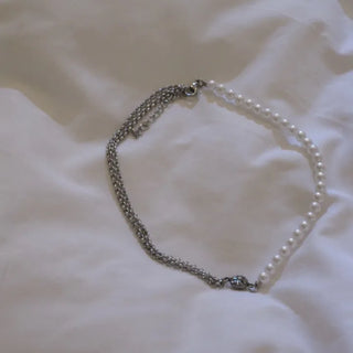 Cross pearl chain necklace