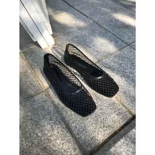 Mesh flat shoes