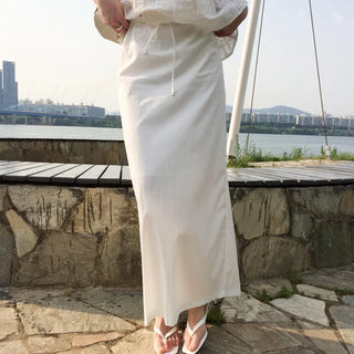 Nylon Long Skirt H-Line Back Slit Tall Woman Rainy Season Look