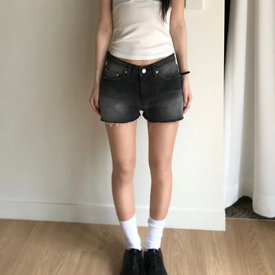 Black denim shorts (one color)