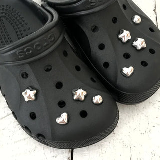 (8 pcs) Daily Silver Heart Star Schwitz Set Star Slipper Charm Shoe Decorating Set