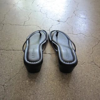 flip-flops