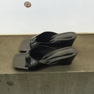 EEYU SQUARE TOE PLATFORM SANDALS Square Platform Flipflops