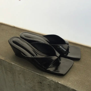 EEYU SQUARE TOE PLATFORM SANDALS Square Platform Flipflops