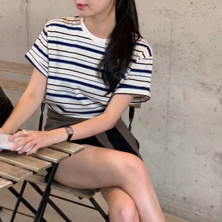 Muet Striped Loose Fit Short Sleeve T-shirt