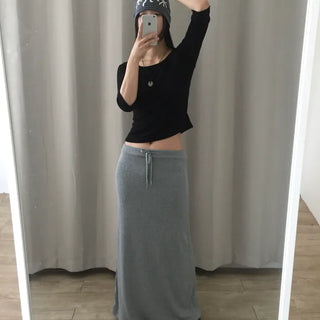 Gray ribbed maxi skirt