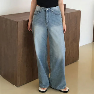 Blue drop wide washed denim