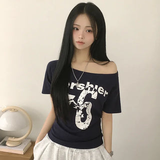 Delicate Slim Fit, Vintage Cracked Number Lettering Print Delicate Fit Short Sleeve T-shirt