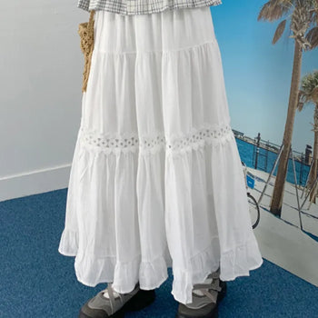 Made punched long skirt