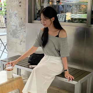On the Loose Fit Off-Shoulder Short Sleeve T-Shirt