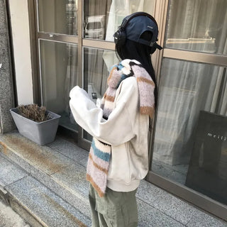 Unisex Popping Striped Wool Scarf (2 colors)