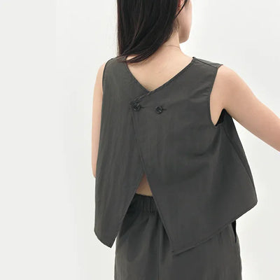 cross sleeveless blouse
