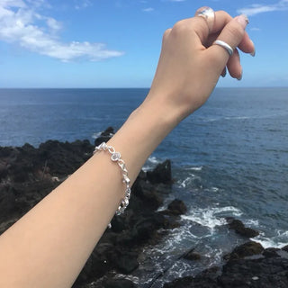 Oval chain bracelet