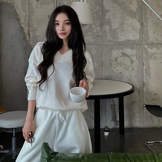 Morina Soft V-Neck Knit
