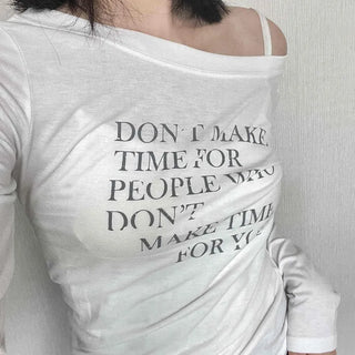 Delicate Fit One-Shoulder Lettering See-through T-shirt