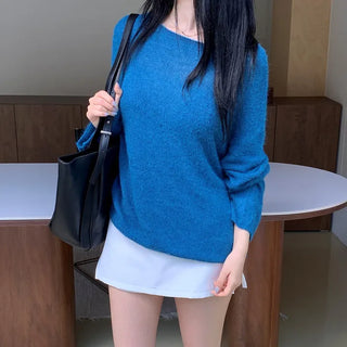 Loose boatneck oversized knit