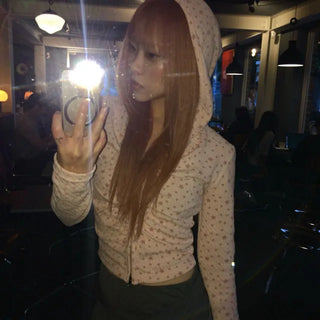 Star shirring hood zip-up