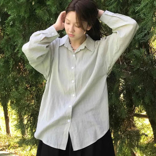 Minimal Delicate Loose Fit Shirt