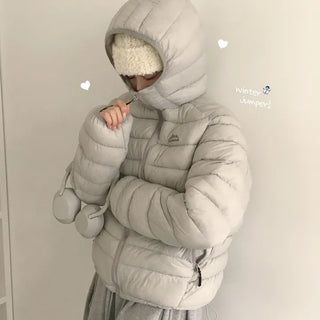 Cozy, Thick and Puffy Wellon Outdoor Gorpcore Embroidered Logo Standard Light String High-Neck Hooded Lightweight Short Padded Winter Jumper