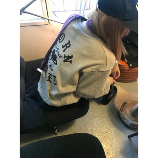 This sweatshirt (2 colors)