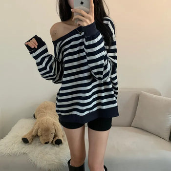 [Delicate..] Milky Striped One-Off Shoulder Sweatshirt