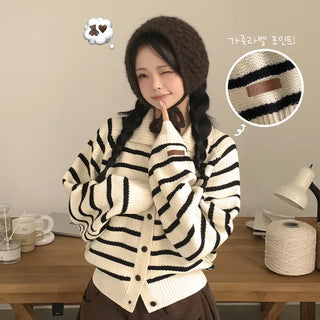 Lovely Mood, Thick Striped Collar Sleeve Leather Patch Raglan Avant-garde Loose Fit Long Sleeve Knit Cardigan