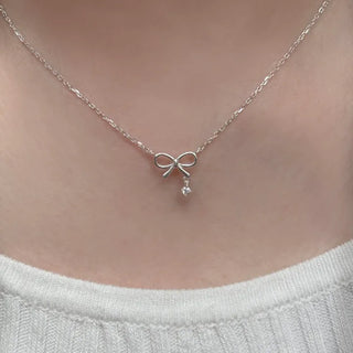 Dangling Cubic Layered Ribbon Silver Necklace