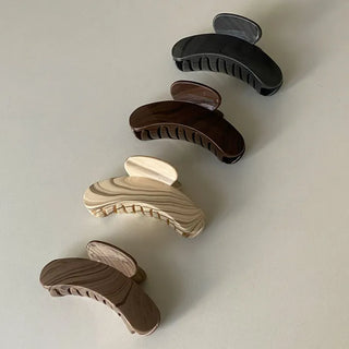Othello marble hair clip