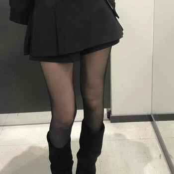 Plain Cotton Mini Skirt for a Date Look