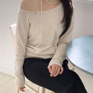 Delicate Fit Lambswool One-Shoulder Tiny Knit