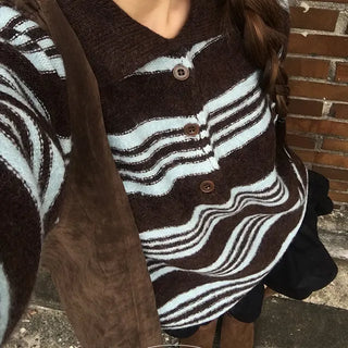 Thick Leaf Striped Ribbed Collar Knit