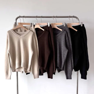 Montz V-neck Knit Pants Set