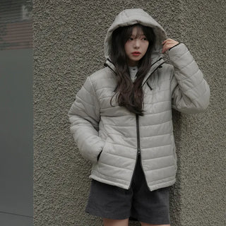 Penta Three-Zipper Two-Way Lightweight Padded Jacket