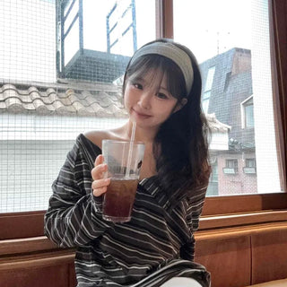 Minimal Autumn Off-Shoulder Striped Long-Sleeve T-Shirt