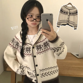 Soft, Snowflake Nordic Jacquard Avant Loose Fit Hooded Knit Cardigan