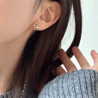 Simple Double Knot Silver Earrings
