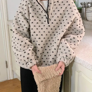 Avant-garde Fit Heart Dot Sherpa Fleece Jumper