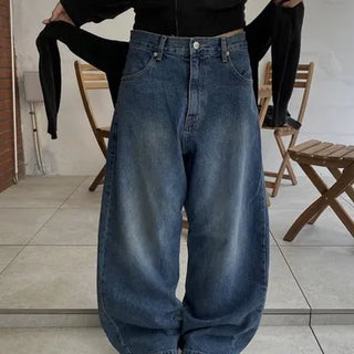 Beat In Curved Denim Pants