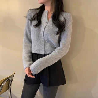 Tomo Wool Round Neck Crop Knit Cardigan