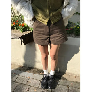 Kitsch Shorts (2 colors)