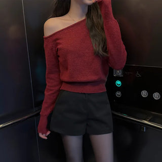 Gloy Off-Asymmetrical Shoulder Knit