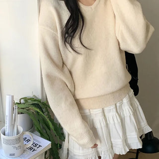 Non-scratchy, Thick Lambswool Loose Fit V-Neck Knit