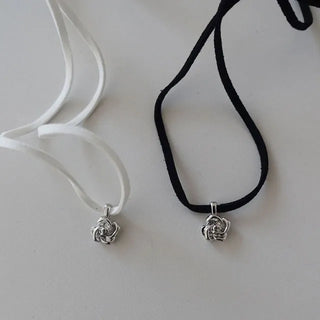 Rose Pendant Strap Choker