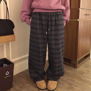 Donique Elastic Waist Check Wide Pants [30% Wool]