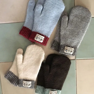 Podew Color Block Daily Fingerhole Mittens